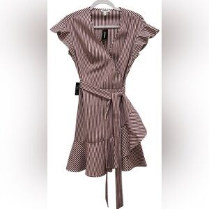 NWT Express women’s 4 short sleeve striped white and brown midi dress